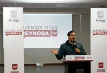 Invitan a ciudadanos inscribirse a las becas de oficio en su curso de plomería