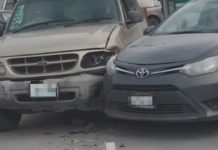 Se impactan unidades y dejan daños materiales