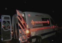 Unidades médicas auxilian a personas que sufrieron incidentes