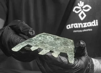 El histórico hallazgo del primer texto de hace 2.100 años del antecedente del euskera, la enigmática lengua de los vascos