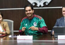 Creará Carlos Peña Ortiz programa de becas para trabajadores de maquiladora