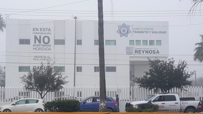 Arrestan a sujeto por allanar vivienda y alterar el orden