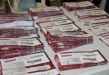 Convocan a pensionados canjear tarjeta de pago