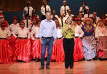 Encabezan Chucho Nader y Aída Féres Segundo Festival Navideño del Adulto Mayor