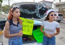 Jóvenes realizan colecta de juguetes y dulces para donarse a niños