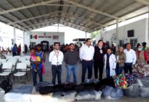 Socorren a migrantes tras bajas temperaturas y son beneficiados con apoyos