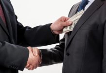 2,746 funcionarios en líos penales; exhorta fiscalía que los denuncien