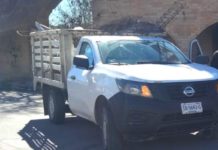 Accidente vial deja solo daños en colonia Aquiles Serdán