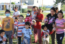 Celebran “Reyes” llevando juguetes