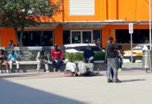 Temen que haitianos invadan ahora la plaza principal de Reynosa