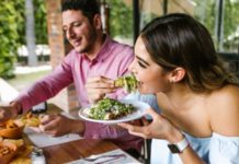5 datos que quizás no sabías sobre la saliva (y cómo pueden llevarnos a tener una alimentación más saludable)