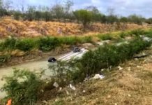 Cae unidad a canalito desalinizador en la Ribereña