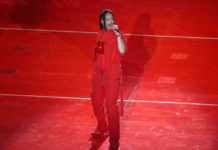 Cuánto ganó Rihanna por su show en el medio tiempo