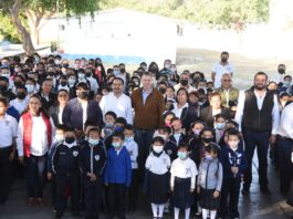 Realiza Gobierno de Tampico Ceremonia Cívica en Primaria Himno Nacional