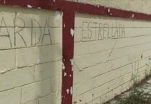 Barda de primaria se convierte en riesgo para alumnos