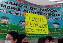 Madres de familia exigen destitución de directora de un kinder
