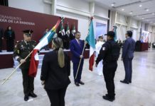 Encabeza Gobernador conmemoración del Día de la Bandera; llama a jóvenes a aprovechar oportunidades del humanismo