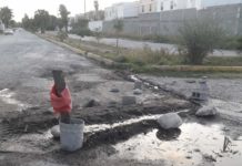 Calles convertidas en zona de desastre en el Fraccionamiento Haciendas del Santuario
