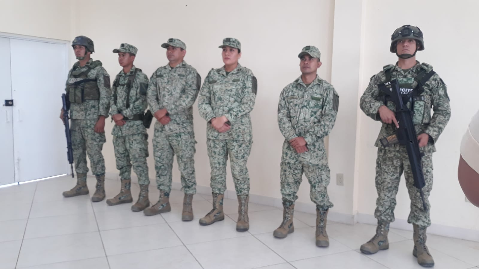 ELIGE TU UNIFORME MILITAR MEXICO