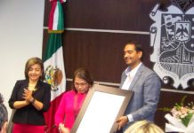 Alcalde Carlos Peña Ortiz entrega medalla al mérito ciudadano “Marte R. Gómez” 2023