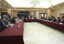 Estrecha N. Laredo relaciones comerciales con Cámara de Comercio de Canadá