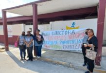 Ahora colocaron candado en dirección del CAM Samuel Ramos