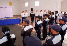 Entrega Chucho Nader Cámaras Corporales a Elementos de Tránsito