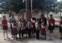 Alumnos juntan tapitas para pacientes con cáncer