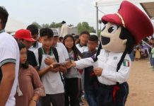 Guardia Estatal de Género convive y orienta a niños y niñas