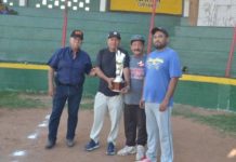 Amigos de Mario Rod derrota al equipo de Gente de Chato Vázquez 21-12