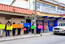 Protestan empleados del ITEA por falta de incentivos económicos