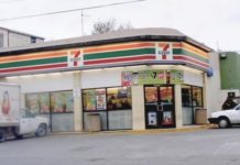 Ratero asalta tienda y roba pertenencias de empleados