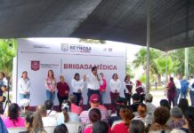 Realizan brigada médica en la colonia Loma Real de Jarachina Norte