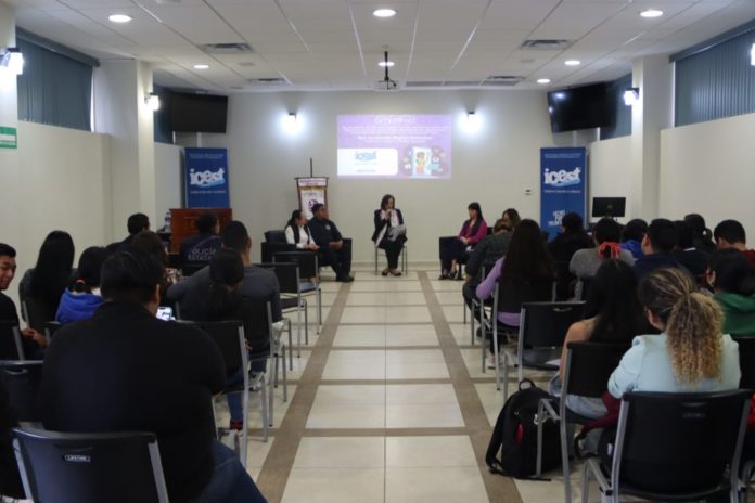 fcec8c3d-a590-4eb7-a9d2-614a3c621c95