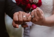 Antes del matrimonio, por ley, novios reciben capacitación contra la violencia de pareja