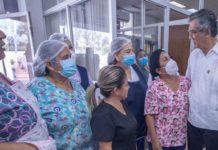 Visita el gobernador el HG tras conato de incendio; ofrece a pacientes atención inmediata