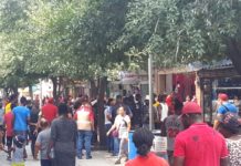 Desalojan a migrantes Haitianos de calle peatonal Hidalgo
