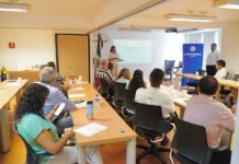Dialoga Rosa González con miembros y directivos de Coparmex de la zona sur