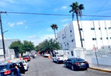Siguen arrestando a migrantes por violentar el bando de policía