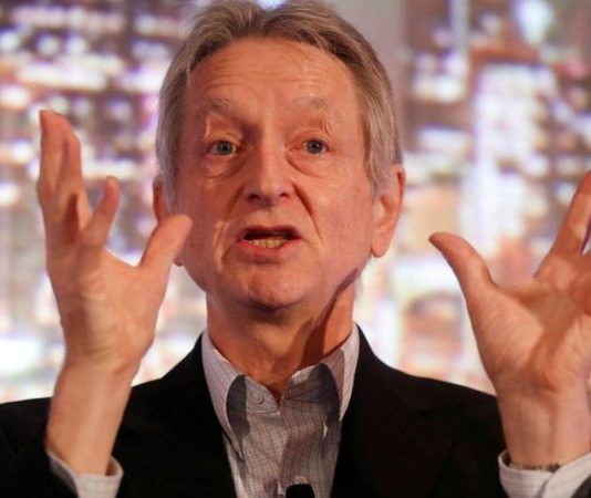 Geoffrey Hinton, “padrino de la inteligencia artificial”: “En este momento los sistemas de IA no son más inteligentes que nosotros, pero creo que pronto lo serán”