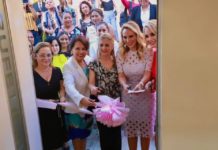 Instituto de las Mujeres instala “Punto Rosa” en la Universidad del Valle de Bravo en Tampico