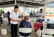 Aplican refuerzo de vacuna contra COVID-19 en CEDES Victoria