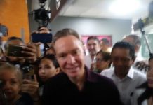 Manuel Velasco llamó a evitar una política de pleitos a participantes en encuesta de MORENA, PT y PV