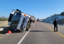 Choca unidad de carga en carretera a Llera