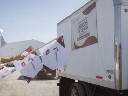 Dan banderazo de salida a la distribución de libros de texto gratuito para ciclo escolar 2023-2024