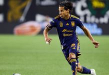 Diego Lainez firma con los Tigres UANL; es efectiva su compra