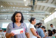 Entregó Municipio de Reynosa tarjetas de Becas Contamos Contigo 2023