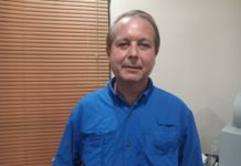 Incremento a insumos provoca que camioneros dejen la actividad
