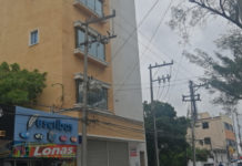 Falla de CFE deja sin luz desde la madrugada a comercios y particulares