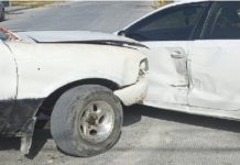 Se impactan unidades y dejan cuantiosos daños materiales